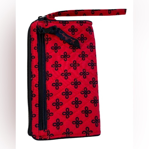 Vera Bradley: Red and Black Wallet Organizer - Picture 9 of 15